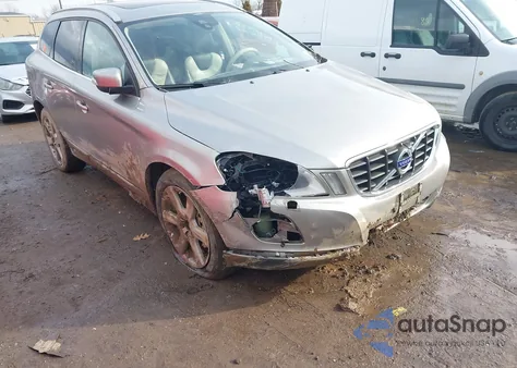 2013 Volvo Xc60 T6/T6 Platinum/T6 Premier Plus/T6 R-Design/T6 R-Design Platinum/T6 R-Design Premier Plus from USA, damaged, VIN YV4902DZ2D2381126